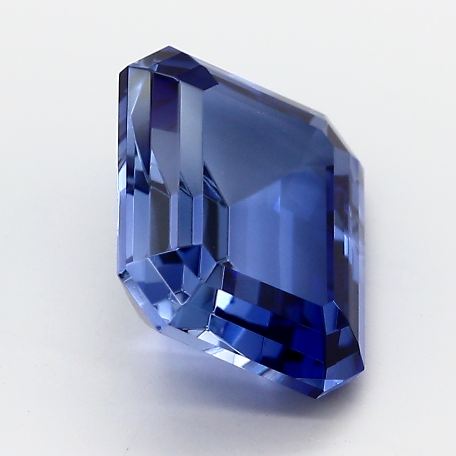 Lab Coranite Emerald Cut – Lannyte